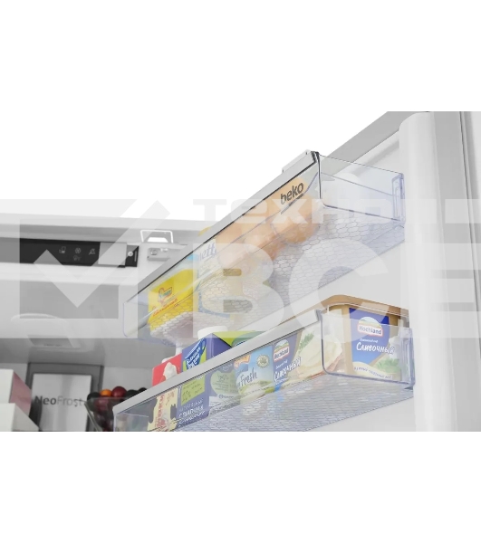 Встраиваемый холодильник Beko Diffusion BCNA306E2S двухкамерный белый