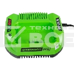 Зарядное устройство GreenWorks 60V (2932007)'Зарядное устройство Greenworks (модель) - используется для заряда аккумуляторных батарей Гринворкс 60 вольт на 2 А/ч,4 А/ч и 6 А/ч.Время зарядки данных аккумуляторов составляет: 2 А/ч = 60 минут; 4 А/ч = 120 минут.Зарядка оснащается системой автоматического отключения при достижении максимального заряда батареи для сохранения рабочих характеристик Li-Ion, а также специальным чипом, который защищает батарею от перегрева. Эти современные системы интеллектуального заряда обеспечивают сохранность дорогостоящего лития от преждевременной потери своих свойств и обеспечивают максимально возможный срок службы батареи. Для устойчивости зарядка имеет прорезиненные ножки. Для крепления на стену есть специальная проушина. На корпусе зарядки присутствую индикаторы заряда. Питание зарядного устройства осуществляется от сети 230 вольт переменного тока 50-60 Гц, 1,9 Ампер.Преимущества модели: Совместимость с аккумуляторами Greenworks 60V; Чип для защиты от перегрева, фото2