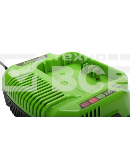 Зарядное устройство GreenWorks 60V (2932007)'Зарядное устройство Greenworks (модель) - используется для заряда аккумуляторных батарей Гринворкс 60 вольт на 2 А/ч,4 А/ч и 6 А/ч.Время зарядки данных аккумуляторов составляет: 2 А/ч = 60 минут; 4 А/ч = 120 минут.Зарядка оснащается системой автоматического отключения при достижении максимального заряда батареи для сохранения рабочих характеристик Li-Ion, а также специальным чипом, который защищает батарею от перегрева. Эти современные системы интеллектуального заряда обеспечивают сохранность дорогостоящего лития от преждевременной потери своих свойств и обеспечивают максимально возможный срок службы батареи. Для устойчивости зарядка имеет прорезиненные ножки. Для крепления на стену есть специальная проушина. На корпусе зарядки присутствую индикаторы заряда. Питание зарядного устройства осуществляется от сети 230 вольт переменного тока 50-60 Гц, 1,9 Ампер.Преимущества модели: Совместимость с аккумуляторами Greenworks 60V; Чип для защиты от перегрева