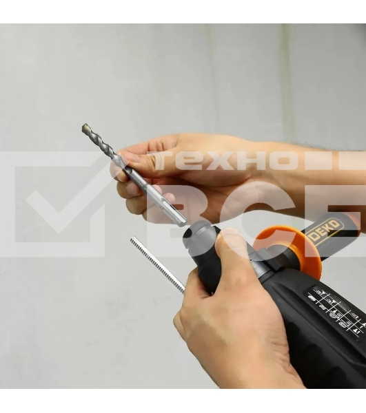 Перфоратор Deko ZKH950 патрон:SDS-plus уд.:3.2Дж 1050Вт (кейс в комплекте)
