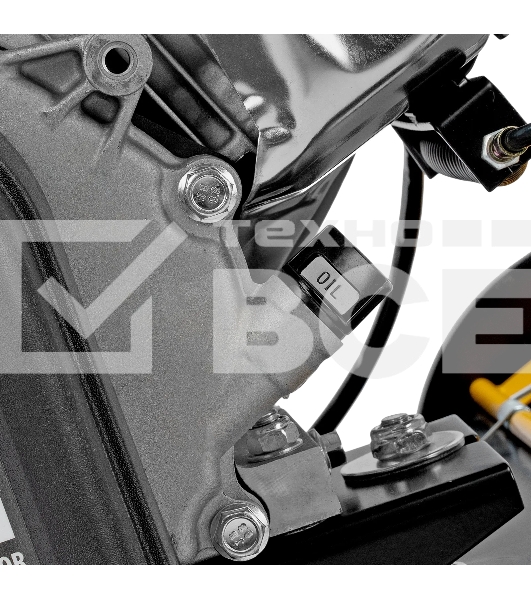 Скарификатор-аэратор бензиновый Denzel SAG-400, 212 см3, -15/+10 мм, 40 см