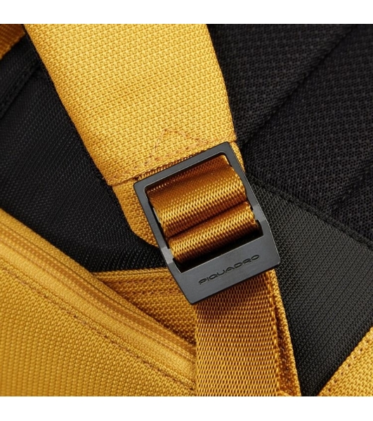 Рюкзак мужской Piquadro Lyss CA6928S143BM/G желтый полиэстер/натур.кожа