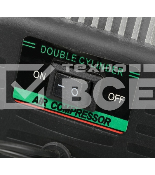 Автомобильный компрессор Starwind CC-300 65л/мин шланг 5м