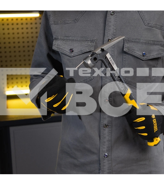 Молоток строительный Denzel 450 г, цельнокованый, боек с магнитом, двухкомп. обрезин. рук-ка