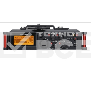 Рекордер мобильный Tascam DR-70D