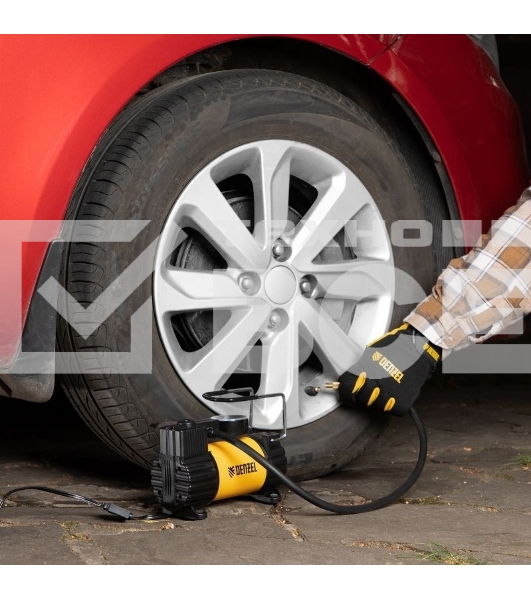 Компрессор автомобильный Denzel AC-37, 12 В, 7 атм 37 л/мин, 58055