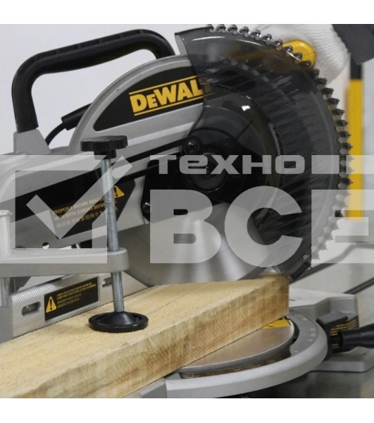 Торцовочная пила DeWalt DW714 1650Вт,4600 об/мин,254x30 мм,рез 89 мм