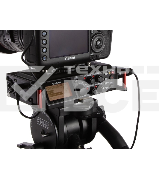 Рекордер мобильный Tascam DR-70D