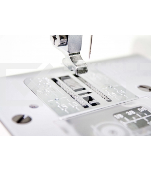 Швейная машина Janome EL-120