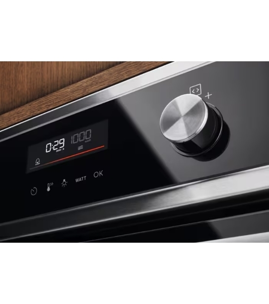 Духовой шкаф электрический Electrolux EVL6E49X черный/серебристый