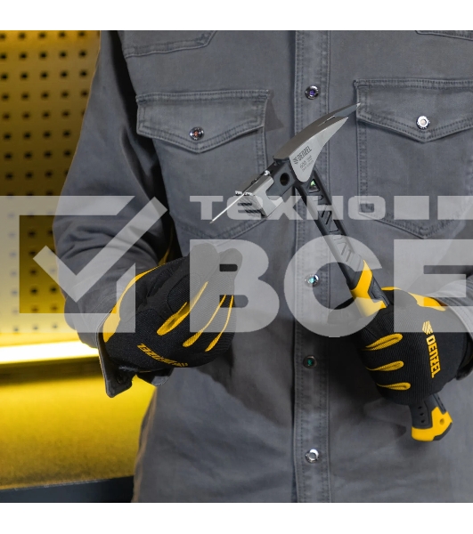 Молоток кровельщика Denzel 600 г, цельнокованый, боек с магнитом, двухкомп. обрезин. рук-ка