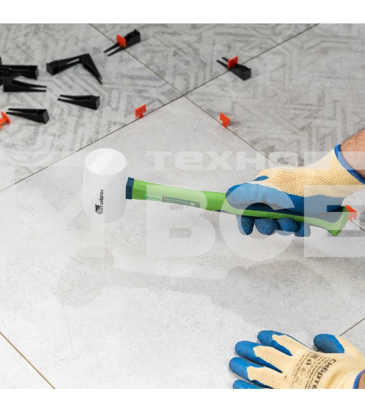 Киянка резиновая Сибртех 450 г, белая резина, фибергласовая рукоятка