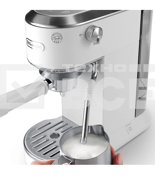 Кофеварка рожковая DeLonghi EC890.WI белый, молотый, 1,1 л, 1450 Вт, 15 бар