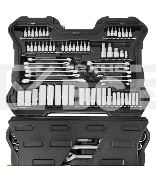 Набор ручного инструмента Bort BTK-215 (93418446)