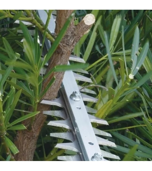 Кусторез Makita UN001GZ аккум.