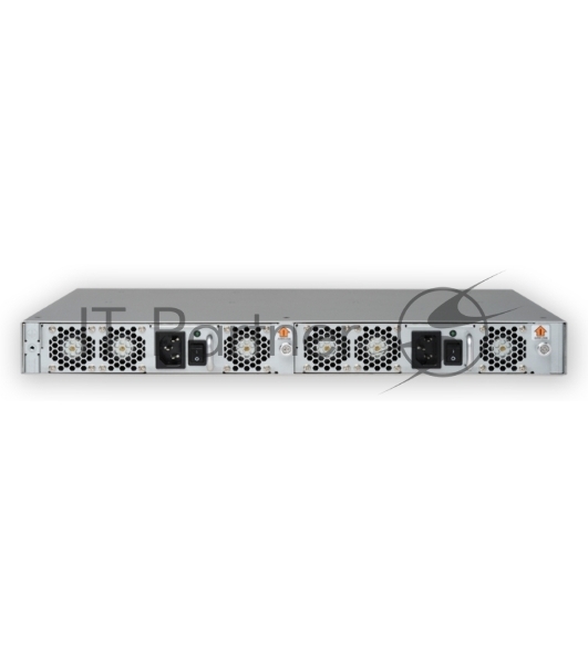Коммутатор Brocade G620, 64×32 Гбит/с FC (48×SFP+ SWL + 4×QSFP+ SWL), управляемый