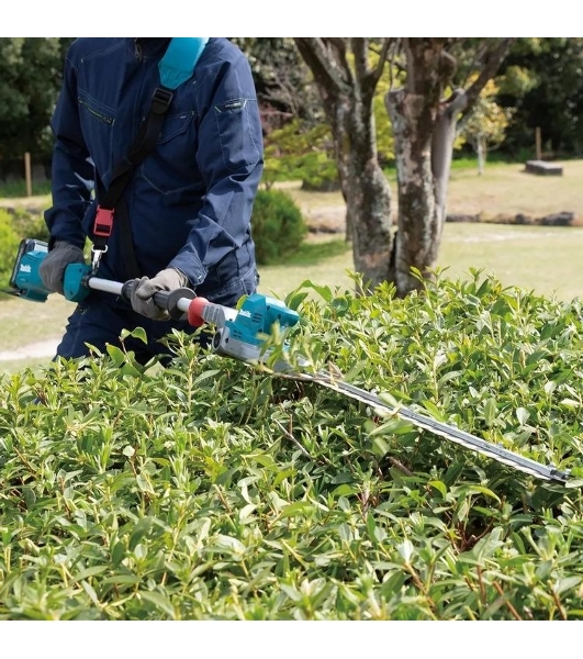 Кусторез Makita UN001GZ аккум.