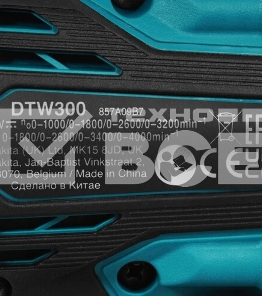 Аккумуляторный ударный гайковерт Makita DTW300Z