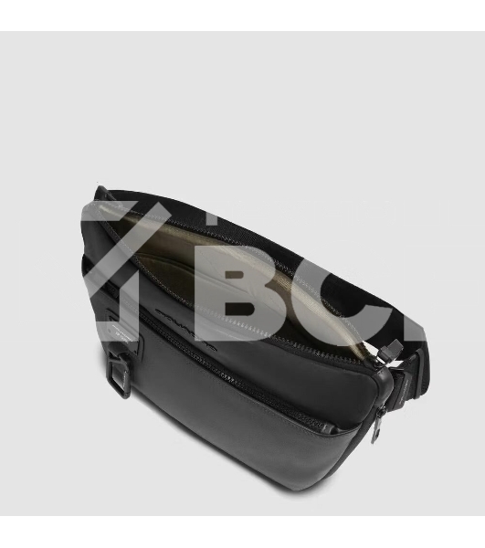 Рюкзак слинг Piquadro Harper CA6881AP/N черный кожа