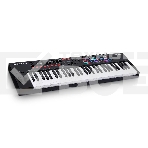 Клавиатура MIDI [OXYGENPRO61] M-audio [Oxygen Pro 61] 61 клавиша, 8 энкодеров, 9 фейдеров, 16 пэдов, 12 кнопок управления, колеса высоты тона и модуляции, smart control, auto-mapping, встроенный арпеджиатор, 1/4