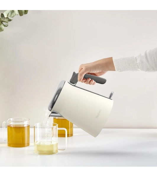 Электрочайник Tefal KI666AE0 молочный, 1.7 л, 2400 Вт, скрытый нагревательный элемент