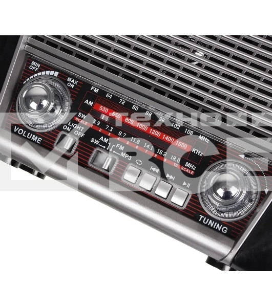 радиоприемник Ritmix RPR-065 серый Портативный трехдиапазонный радиоприемник FM / AM / SW, функция MP3-плеера (читает файлы с microSD/SD/USB носителей), яркий встроенный фонарь, питание от встроенного аккумулятора, от сети 220В, от батареек типа D (2 штуки, в комплект не входят), телескопическая антенна 360° для уверенного приема, AUX IN.