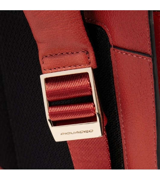 Рюкзак женский Piquadro Patricia CA6772W140/AR коралловый кожа