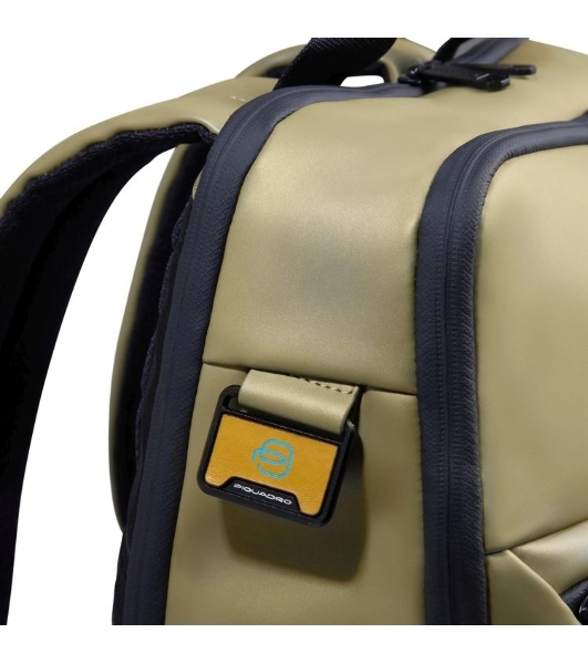 Рюкзак мужской Piquadro Corner 2.0 CA6465C2OW/VE3 фисташковый полиуретан