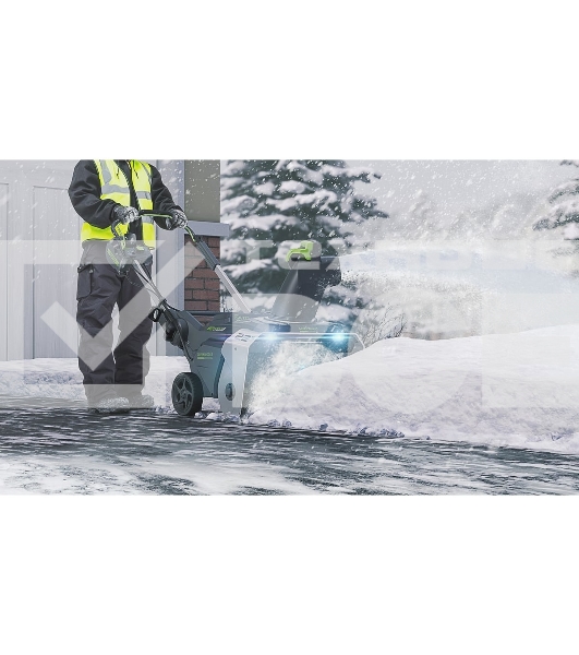 Снегоуборщик аккумуляторный GreenWorks GD82, 56 см, 82V, бесщеточный, без АКБ и ЗУ (2602507)