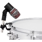 Микрофон динамический sE Electronics V BEAT инструментальный, для малых барабанов и томов, 30 Гц 19 кГц, суперкардиоида, комплектация: резьбовой адаптер, чехол на молнии, ветрозащита, гайка с накаткой для надежной фиксации микрофона, фото3