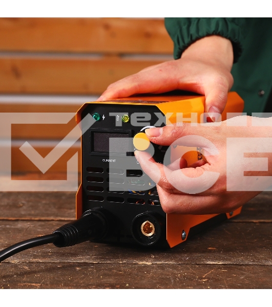 Сварочный аппарат Deko DKWM250A Mini инвертор ММА 4.2кВт
