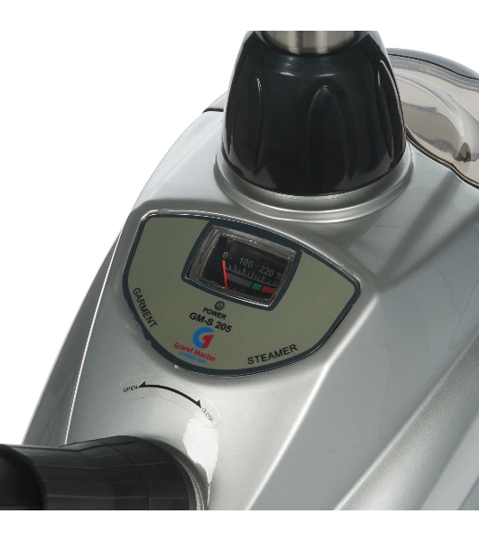 Отпариватель Grand Master GM-S205 Professional серебристый, 2300 Вт, 80 г/мин, 2500 мл
