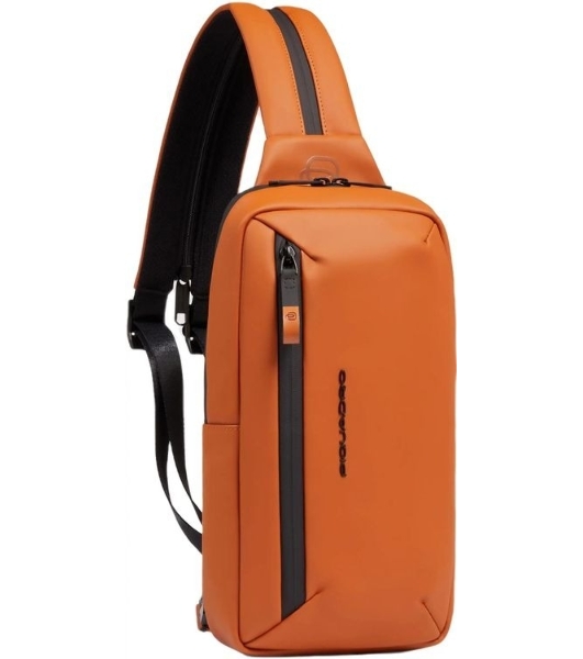 Рюкзак слинг Piquadro Corner 2.0 CA6466C2OW/CU оранжевый полиуретан