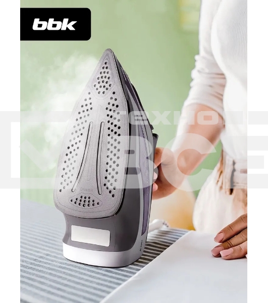 Утюг BBK ISE-2404 фиолетовый, 2400 Вт, 40 г/мин, 140 г/мин, 440 мл