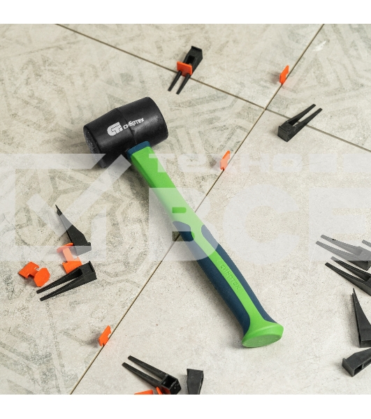 Киянка резиновая Сибртех 450 г, черная резина, фибергласовая рукоятка