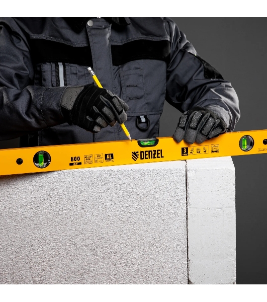 Уровень алюминиевый Denzel 800 мм, фрезерованный, 3 глазка