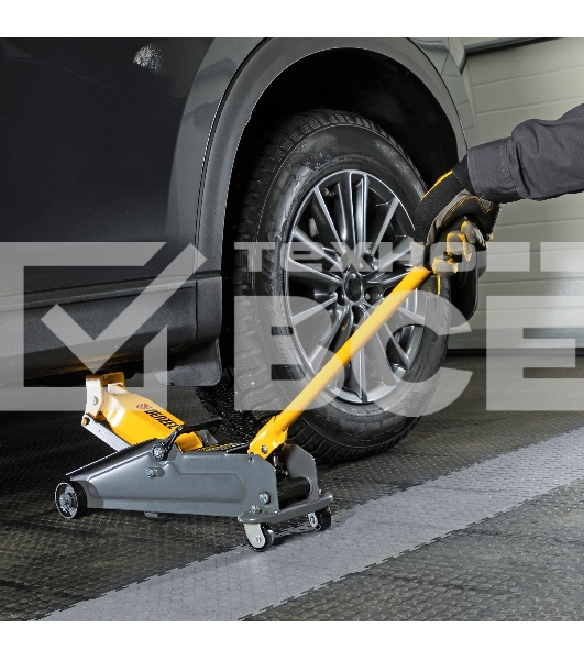 Домкрат гидравлический подкатной Denzel, 2 т, 135-385 мм 51230