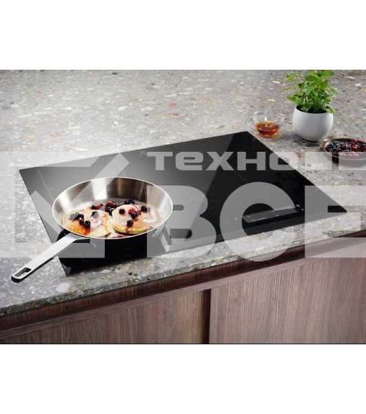 Индукционная варочная поверхность Electrolux EIS7548 независимая, черный