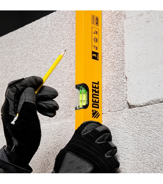 Уровень алюминиевый Denzel 800 мм, фрезерованный, 3 глазка