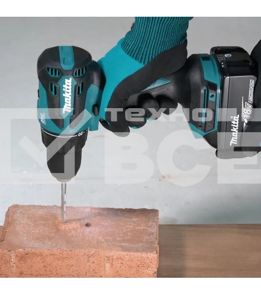 Дрель-шуруповерт Makita DHP490SFJ аккум. патрон:быстрозажимной