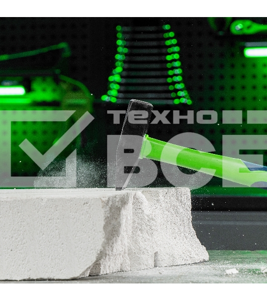 Молоток слесарный Сибртех 600 г, фибергласовая обрезиненная рукоятка