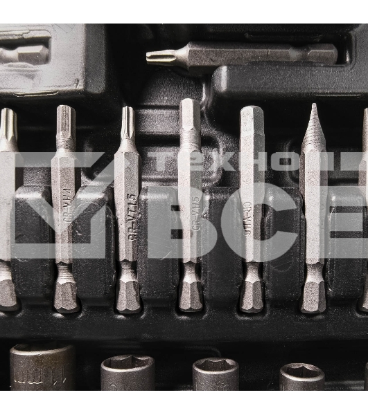 Набор ручного инструмента Bort BTK-138 (93418552)