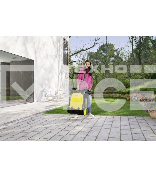 Подметальная машина ручная Karcher S 4 Twin 20 л, 2400 м²/ч