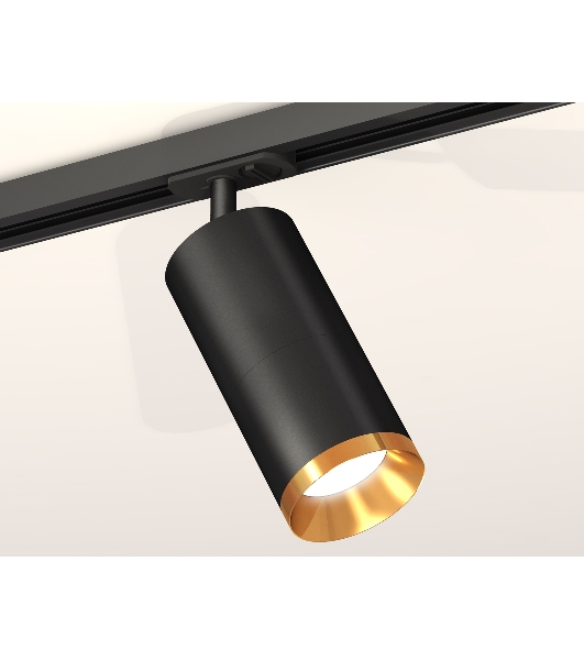 Светильник Ambrella light XT7402101 SBK/PYG черный песок/золото желтое полированное MR16 GU5.3
