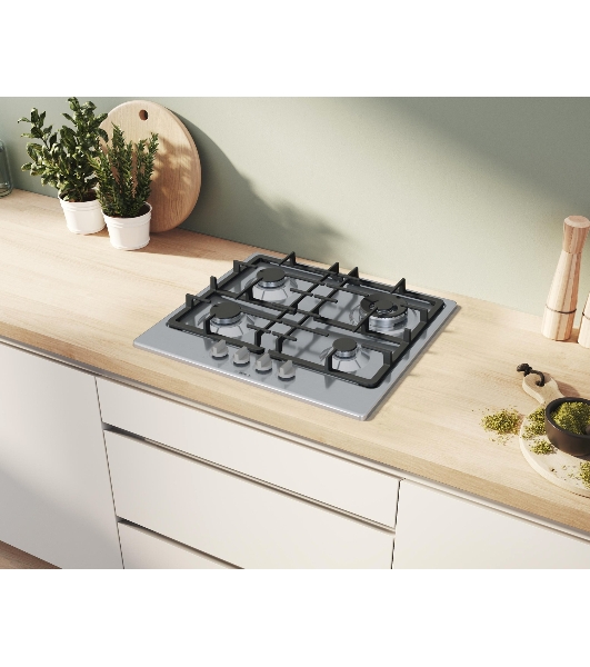 Газовая варочная панель Bosch PGH6B5K90R Serie 4, 60см, нержавеющая сталь, 4 конфорки,1 WOK-конфорка c 2 контурами пламени, составные чугунные решетки, газ-контроль, автоматический электроподжиг, сделано в Испании