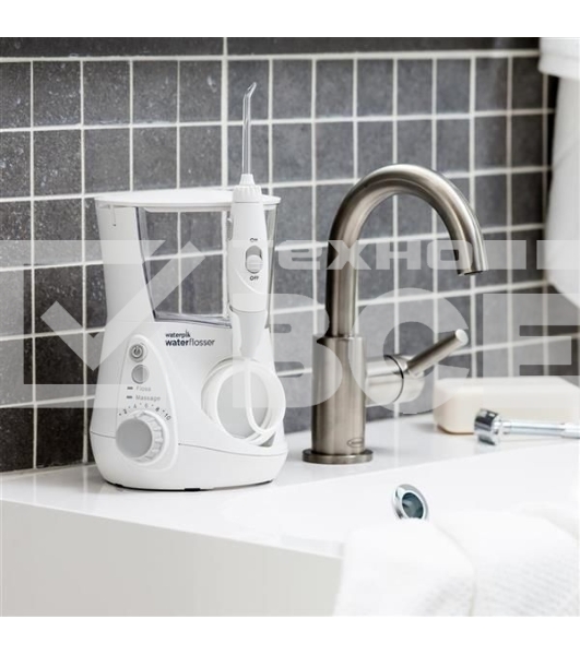 Ирригатор Waterpik WP-660ЕU белый