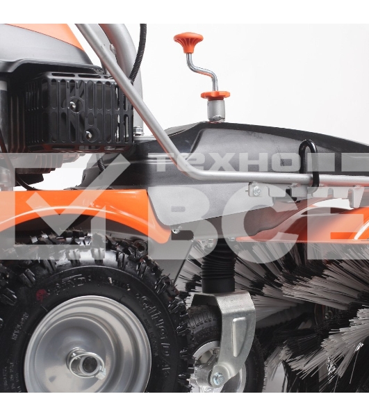 Подметальная машина PATRIOT S 610P 6лс 180-350об/мин шир.100см D35см ск.4+2 ручной/эл.стартер 79кг