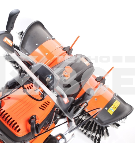 Подметальная машина PATRIOT S 610P 6лс 180-350об/мин шир.100см D35см ск.4+2 ручной/эл.стартер 79кг