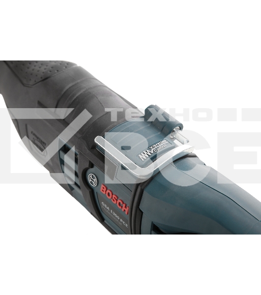 Пила лезвийная Bosch GSA 1300 PCE[060164E200]{1300 Вт, 250мм по дереву, раб.ход19мм, 0-2800об/мин, 4кг, кейс}