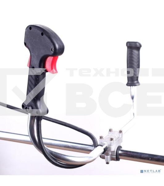 Триммер бензиновый MAXCUT MC 158 (1+1) 25100010 Объем дв 54.7 см?; Мощн дв 3.2 л.с.; Диам ножа: 25.5 см; Диам лески: 2.0-2.4 мм; Захват: 42 см Объем бака: 1,2 л; Вес: 7.3 кг;